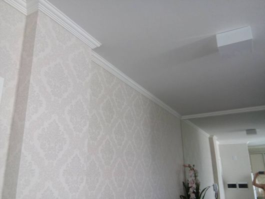 Exemplo de forro feito de gesso tradicional