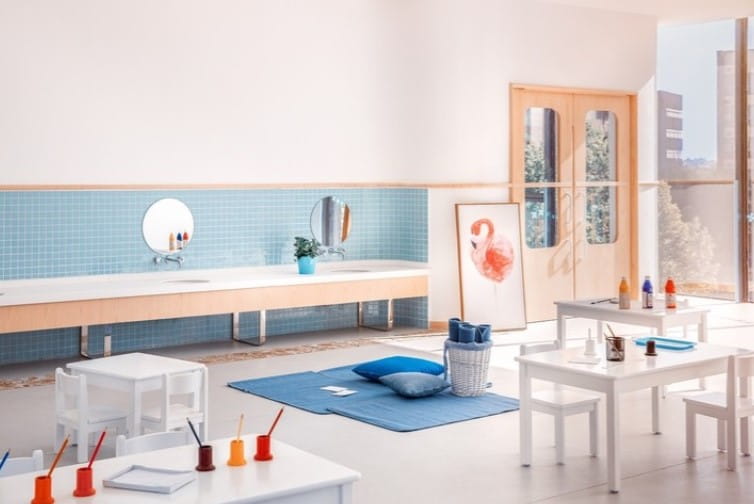 Escola IBG School. Contato com o meio externo, vegetação e água.