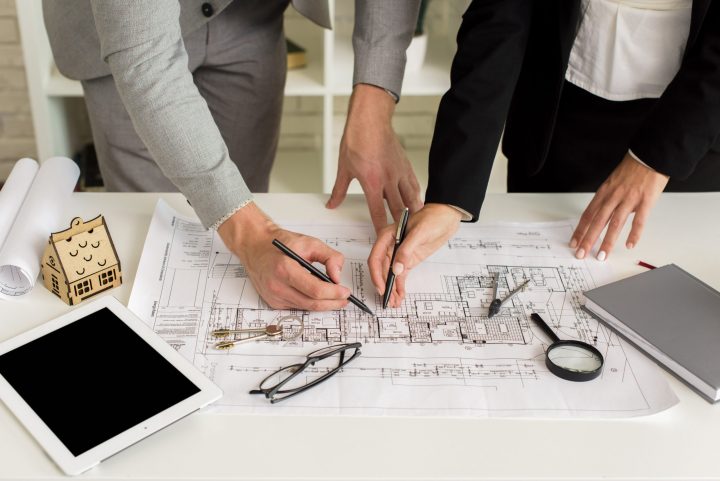 Na etapa da síntese estrutural são realizadas avaliações e correções na estrutura