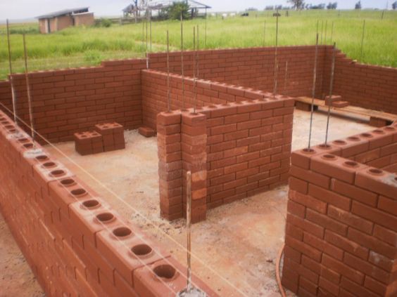 Adobe utilizado como Sistema Construtivo Sustentável
